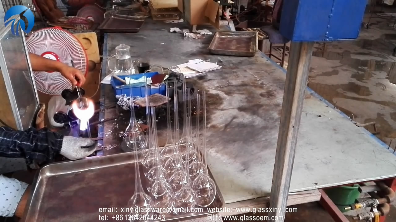 向日葵污视频玻璃杯加厂工序流程，玻璃器皿人工制作流程